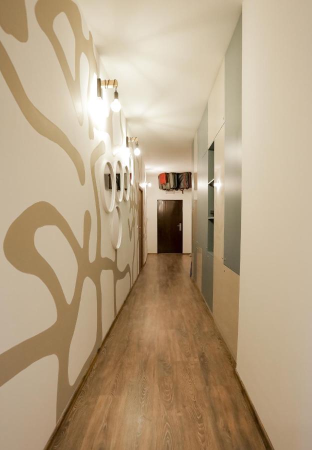 Different Apartments Ниш Экстерьер фото