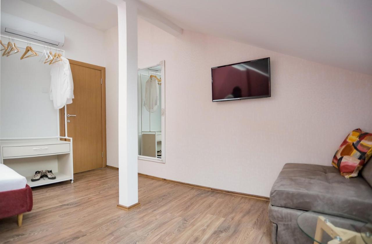 Different Apartments Ниш Экстерьер фото