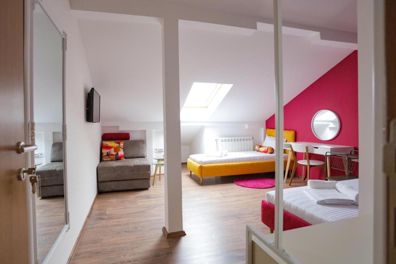 Different Apartments Ниш Экстерьер фото