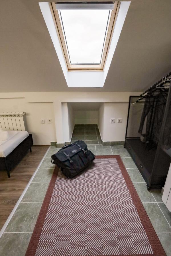Different Apartments Ниш Экстерьер фото