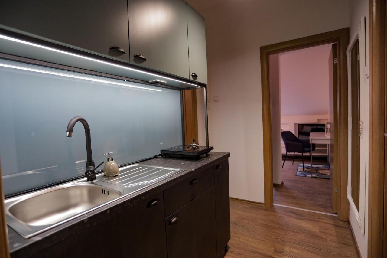 Different Apartments Ниш Экстерьер фото